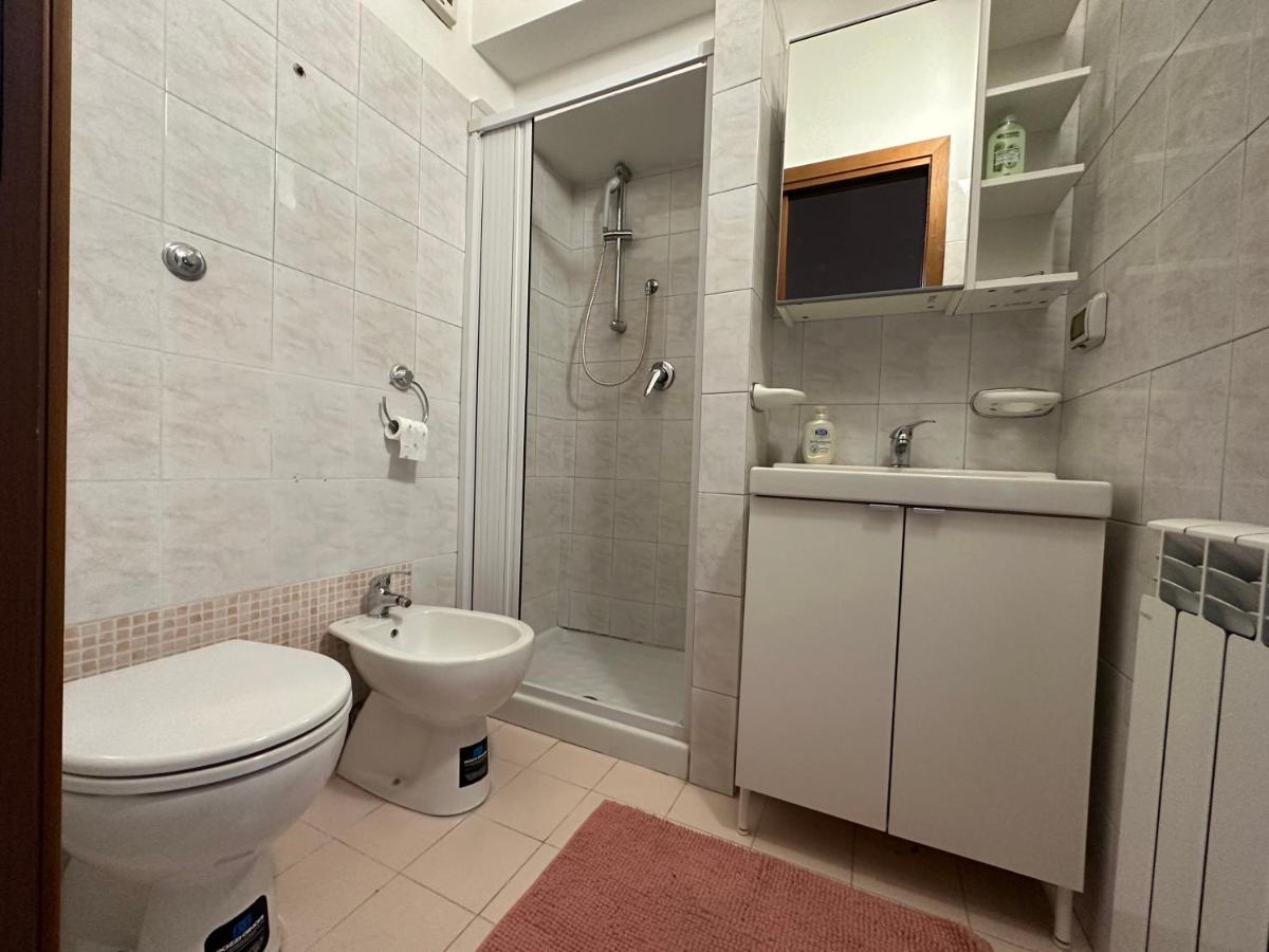 Casa Susanna - Delizioso Piano Terra, Centralissimo, Superservito, Tranquillo, Appena Fuori Ztl Parcheggio Libero تيرني المظهر الخارجي الصورة